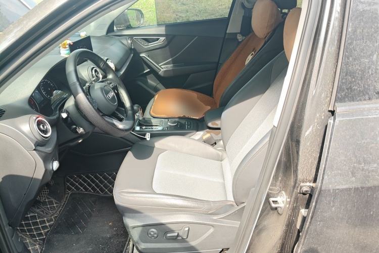 Used Audi Q2L 2020 35 TFSI Fashionable and Elegant Model Left Front Seat