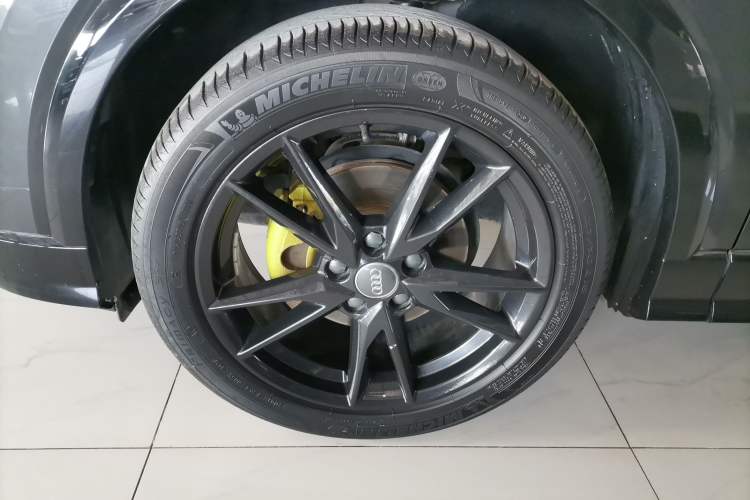 Used Audi Q2L 2020 35 TFSI Ambition Dynamic Edition Left Front Wheel Hub