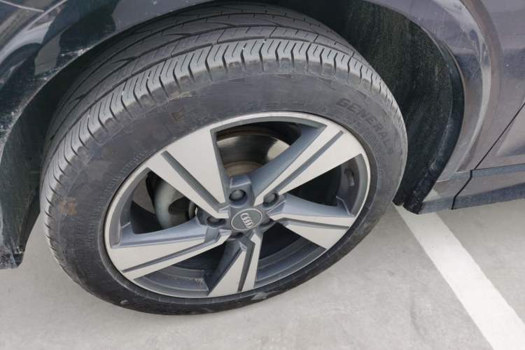 Used Audi Q2L 2020 35 TFSI Fashion Dynamic Model Left Front Wheel Hub