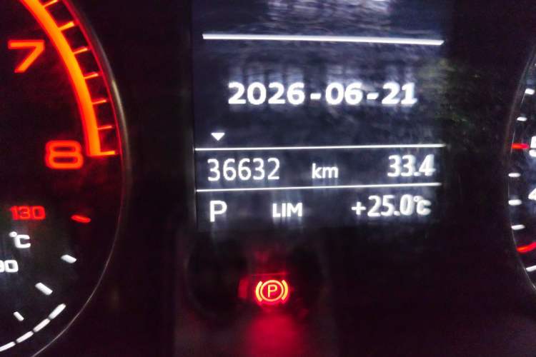 Used Audi Q2L 2020 35 TFSI Ambition Dynamic Edition Odometer Close Up