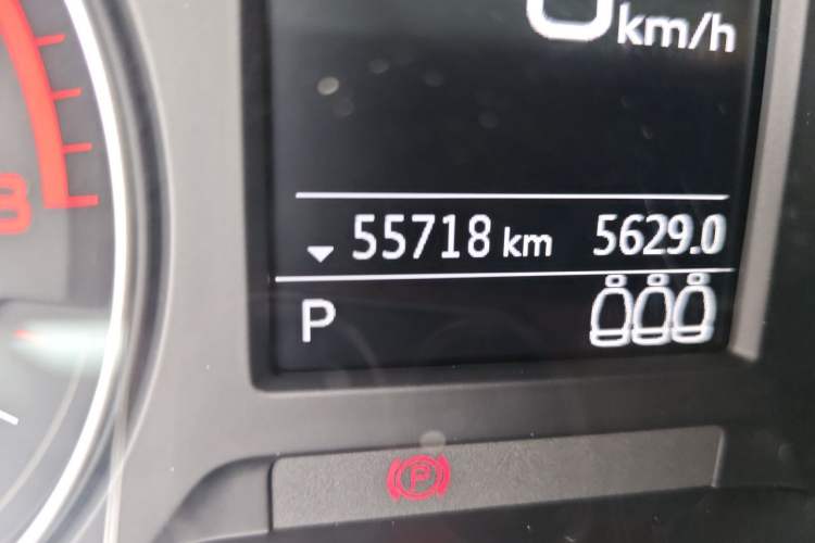 Used Audi Q2L 2020 35 TFSI Ambition Dynamic Edition Odometer Close Up