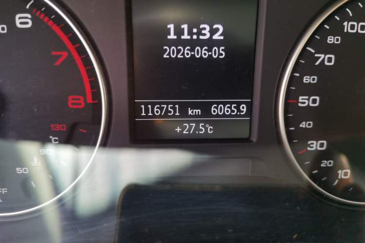 Used Audi Q2L 2020 35 TFSI Ambition Dynamic Edition Odometer Close Up