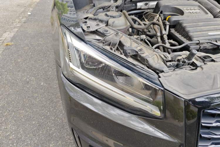 Used Audi Q2L 2020 35 TFSI Ambition Dynamic Edition Right Front Headlight