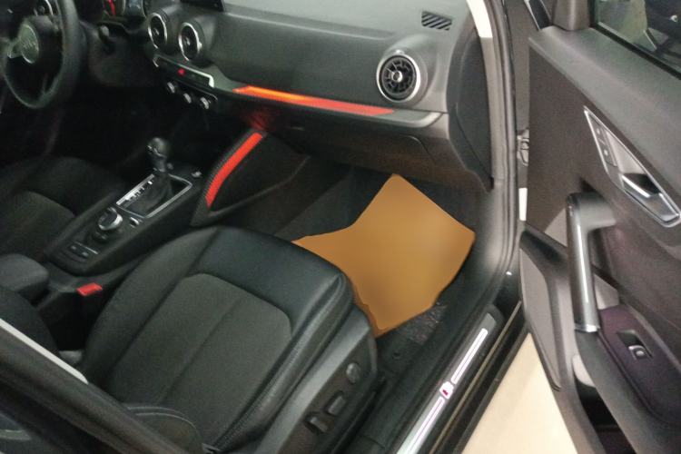 Used Audi Q2L 2020 35 TFSI Fashion Dynamic Model Right Front Seat