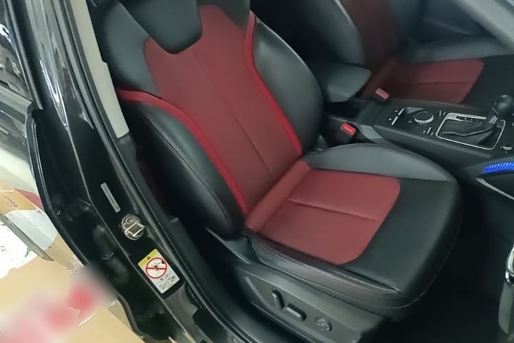 Used Audi Q2L 2020 35 TFSI Fashion Dynamic Model Right Front Seat