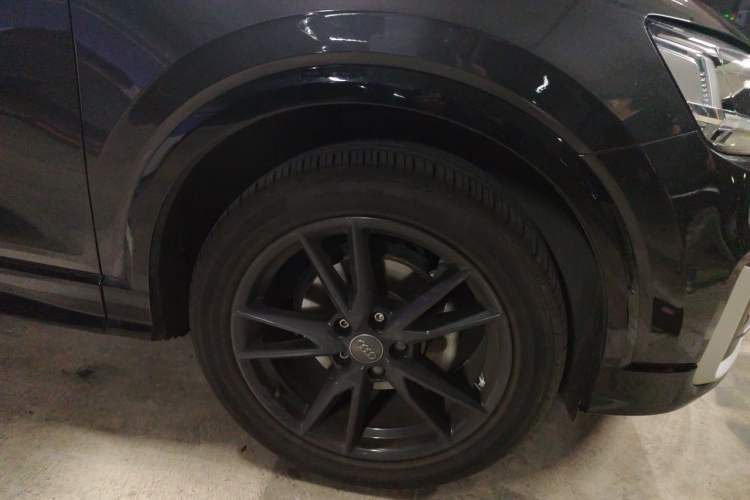Used Audi Q2L 2020 35 TFSI Ambition Dynamic Edition Right Front Wheel Hub