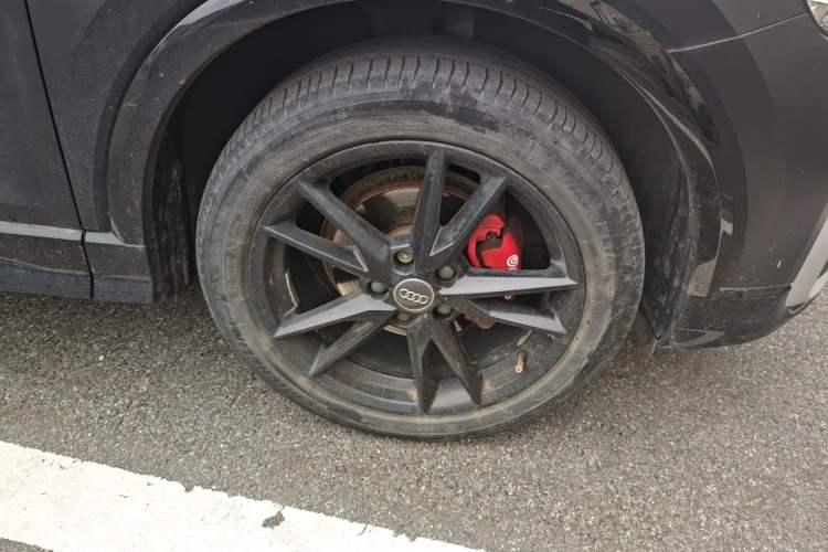 Used Audi Q2L 2020 35 TFSI Ambition Dynamic Edition Right Front Wheel Hub