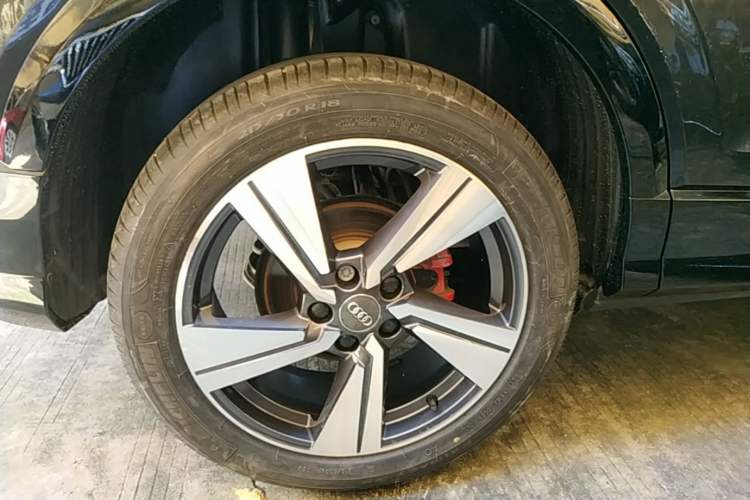 Used Audi Q2L 2020 35 TFSI Fashion Dynamic Model Right Rear Wheel Hub
