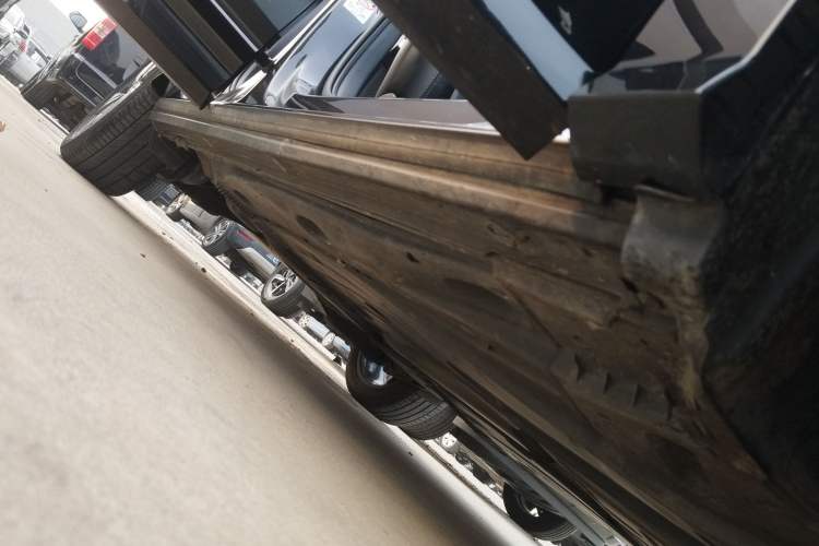 Used Audi Q2L 2020 35 TFSI Fashion Dynamic Model Right Side Sill