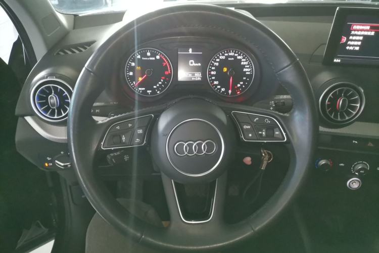 Used Audi Q2L 2020 35 TFSI Ambition Dynamic Edition Steering Wheel