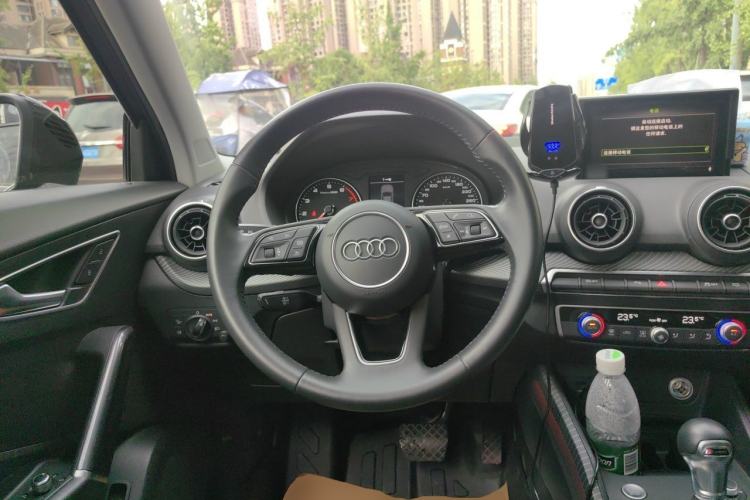 Used Audi Q2L 2020 35 TFSI Fashion Dynamic Model Steering Wheel