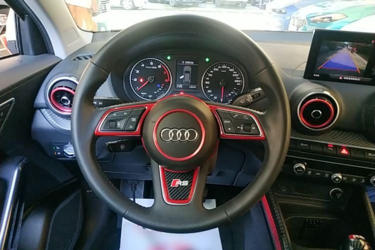 Used Audi Q2L 2020 35 TFSI Fashion Dynamic Model Steering Wheel