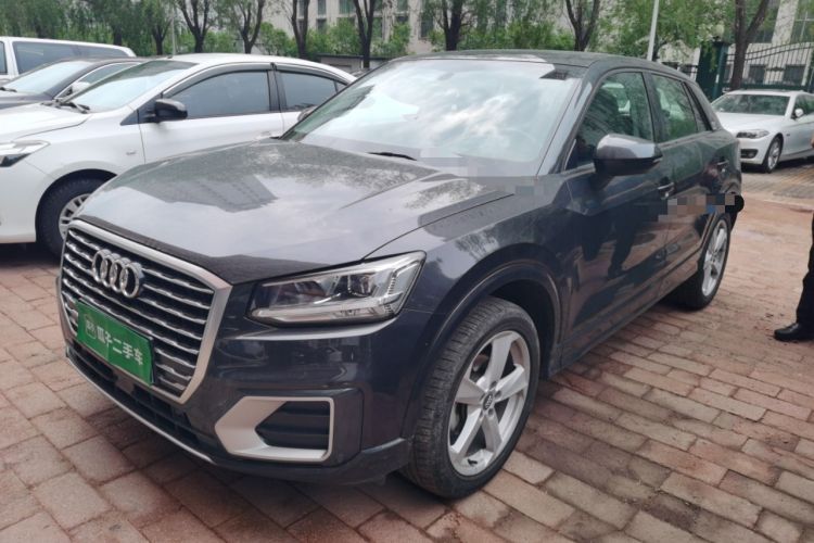 Used Audi Q2L 2020 35 TFSI Fashionable and Elegant Model Guazi used car, China used car export, Used car for sale, Used  cars, Cheapest cars for sale