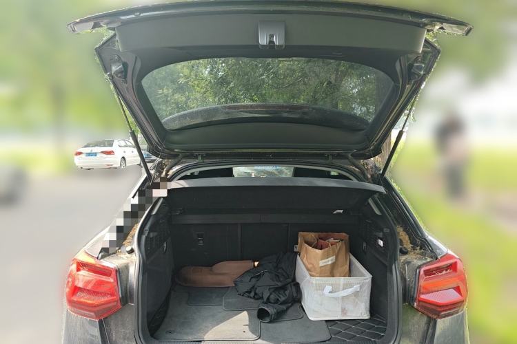 Used Audi Q2L 2020 35 TFSI Fashionable and Elegant Model Trunk