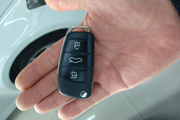 Used Audi Q2L 2020 35 TFSI Fashion Dynamic Model Vehicle Key
