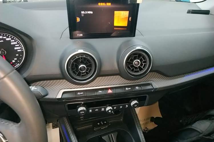 Used Audi Q2L 2020 35 TFSI Fashionable and Elegant Model Audio And AC Panel