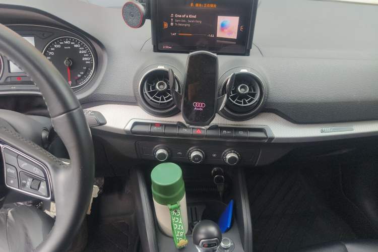 Used Audi Q2L 2020 35 TFSI Ambition Dynamic Edition Audio And AC Panel
