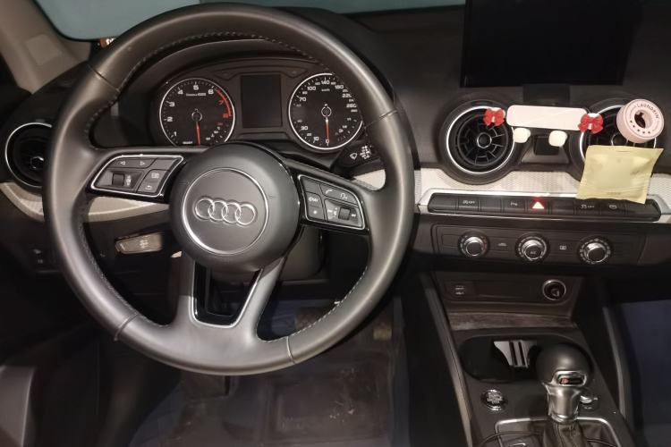 Used Audi Q2L 2020 35 TFSI Ambition Dynamic Edition Center Console