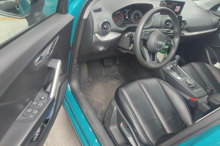 Used Audi Q2L 2020 35 TFSI Ambition Dynamic Edition Driver Seat