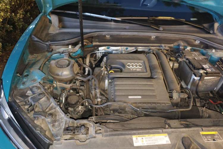 Used Audi Q2L 2020 35 TFSI Ambition Dynamic Edition Engine Bay Right