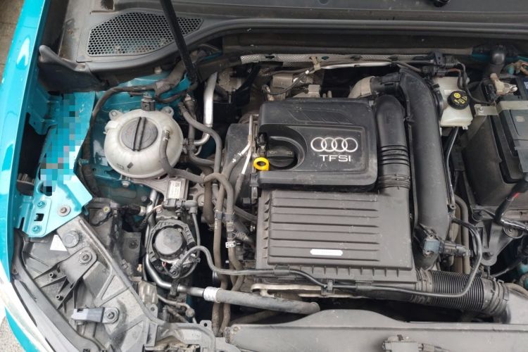 Used Audi Q2L 2020 35 TFSI Ambition Dynamic Edition Engine Bay Right