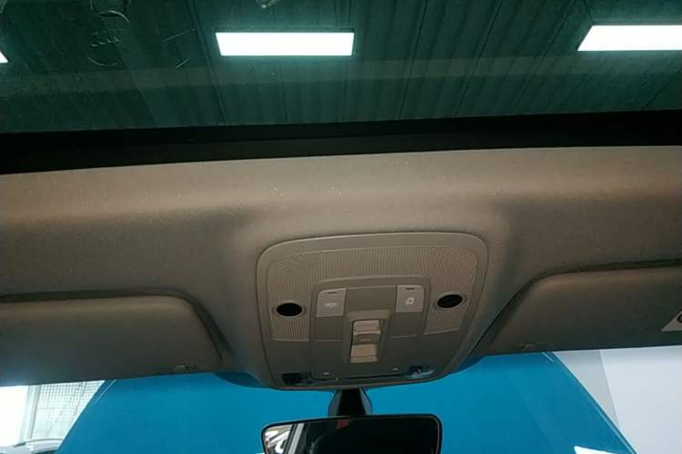 Used Audi Q2L 2020 35 TFSI Fashionable and Elegant Model Headliner