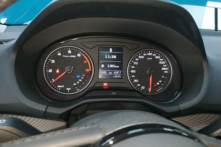 Used Audi Q2L 2020 35 TFSI Fashionable and Elegant Model Instrument Cluster
