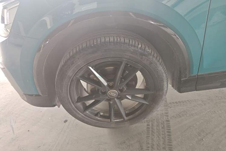 Used Audi Q2L 2020 35 TFSI Fashion Dynamic Model Left Front Wheel Hub