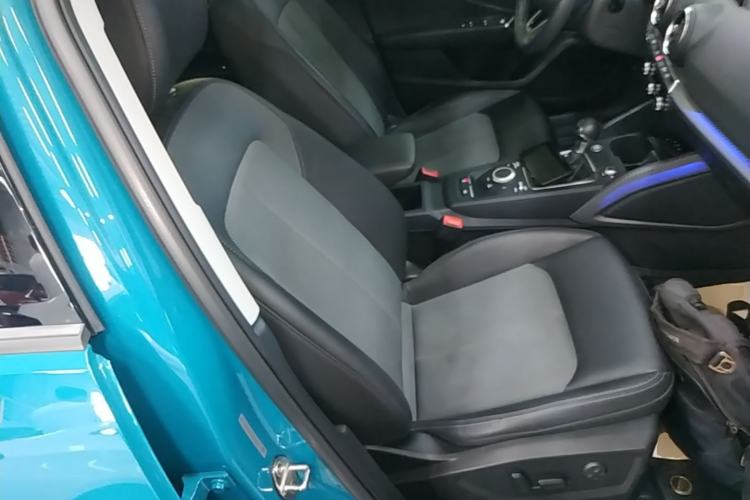 Used Audi Q2L 2020 35 TFSI Fashionable and Elegant Model Right Front Seat