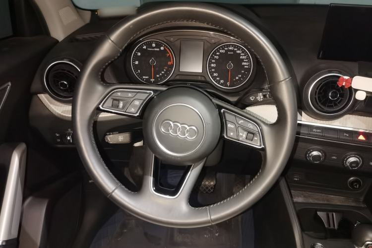 Used Audi Q2L 2020 35 TFSI Ambition Dynamic Edition Steering Wheel