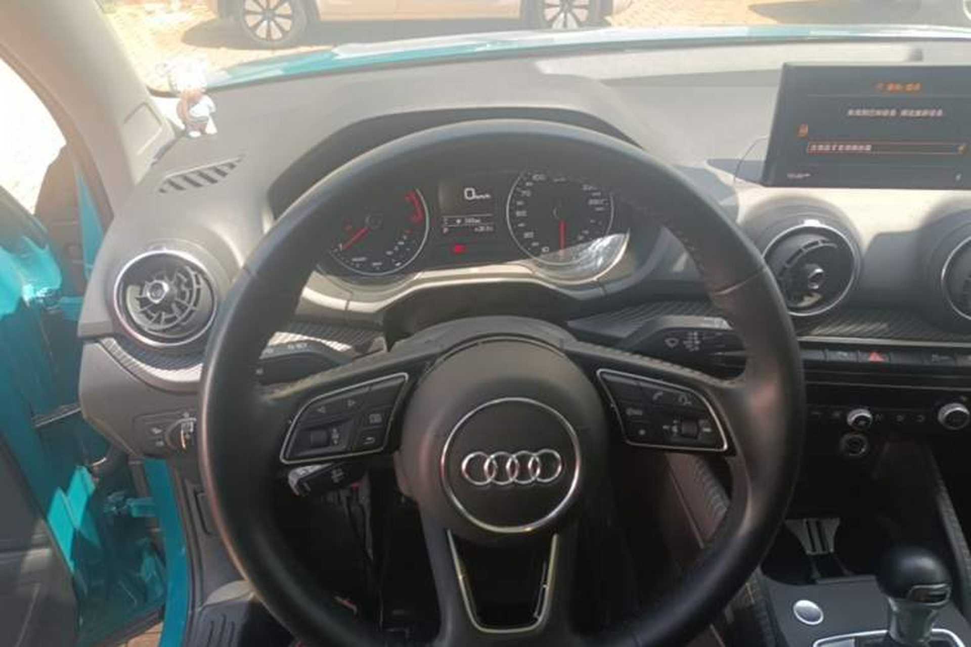 Used Audi Q2L 2020 35 TFSI Fashionable and Elegant Model Steering Wheel