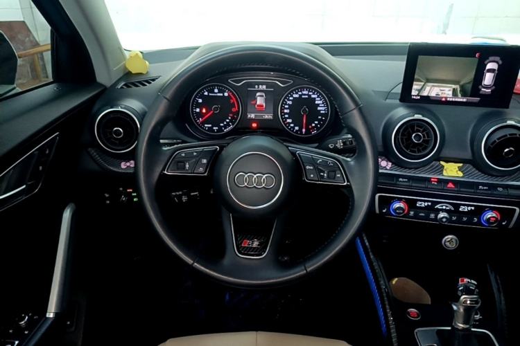 Used Audi Q2L 2020 35 TFSI Ambition Dynamic Edition Steering Wheel