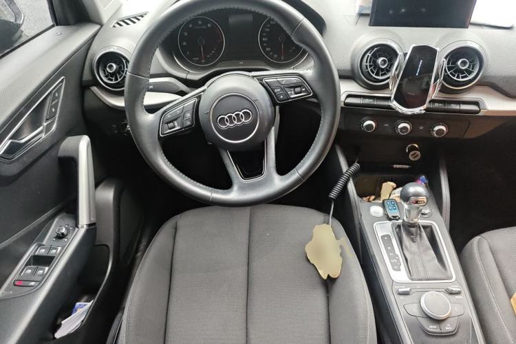 Used Audi Q2L 2020 35 TFSI Ambition Dynamic Edition Steering Wheel