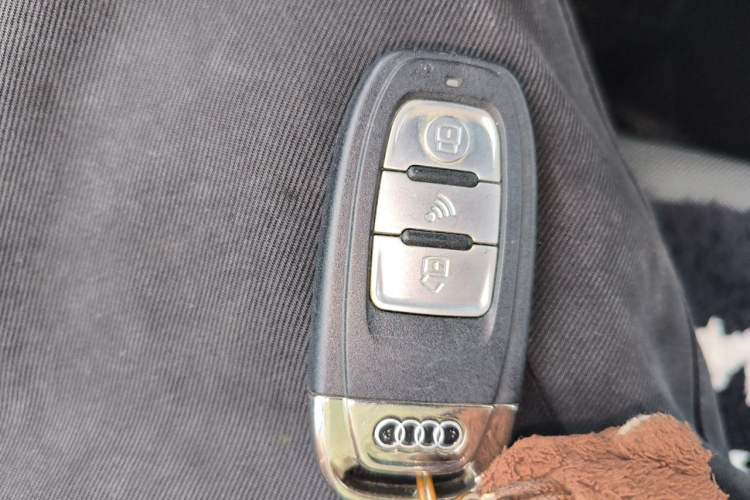 Used Audi Q2L 2020 35 TFSI Ambition Dynamic Edition Vehicle Key
