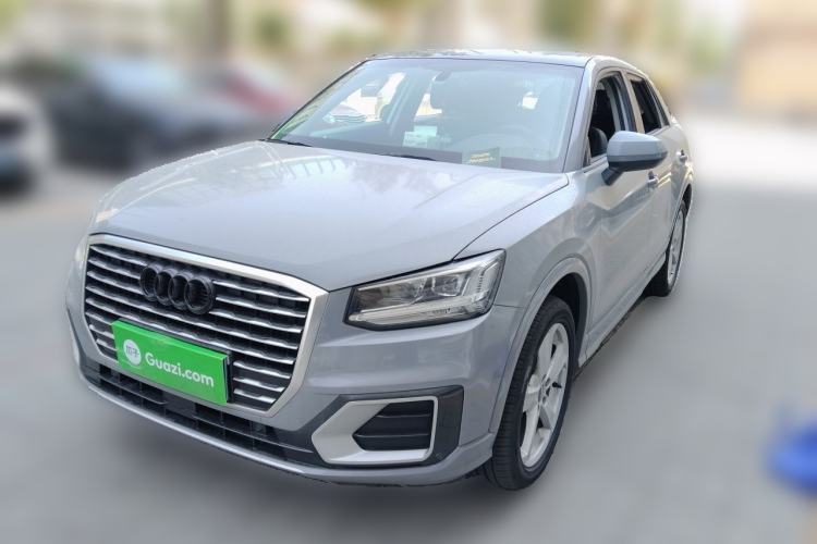 Used Audi Q2L 2020 35 TFSI Fashionable and Elegant Model Guazi used car, China used car export, Used car for sale, Used Audi cars, Cheapest cars for sale