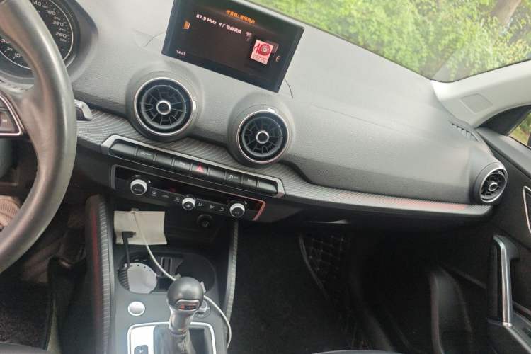 Used Audi Q2L 2020 35 TFSI Fashion Dynamic Model Audio And AC Panel