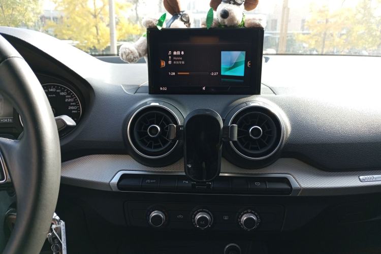 Used Audi Q2L 2020 35 TFSI Ambition Dynamic Edition Audio And AC Panel