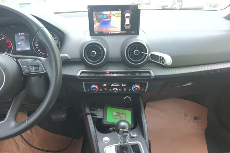 Used Audi Q2L 2020 35 TFSI Fashionable and Elegant Model Audio And AC Panel