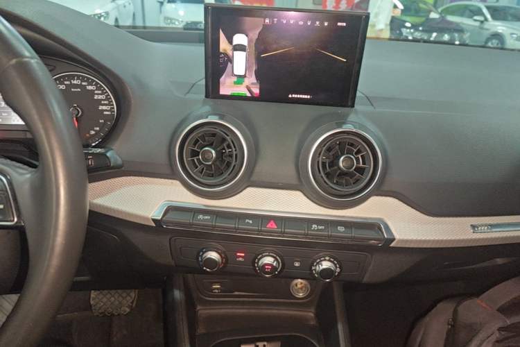 Used Audi Q2L 2020 35 TFSI Ambition Dynamic Edition Audio And AC Panel