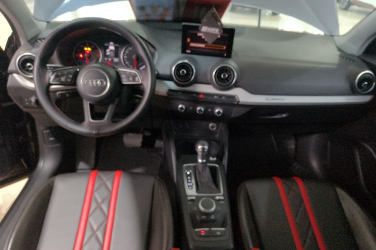 Used Audi Q2L 2020 35 TFSI Ambition Dynamic Edition Center Console