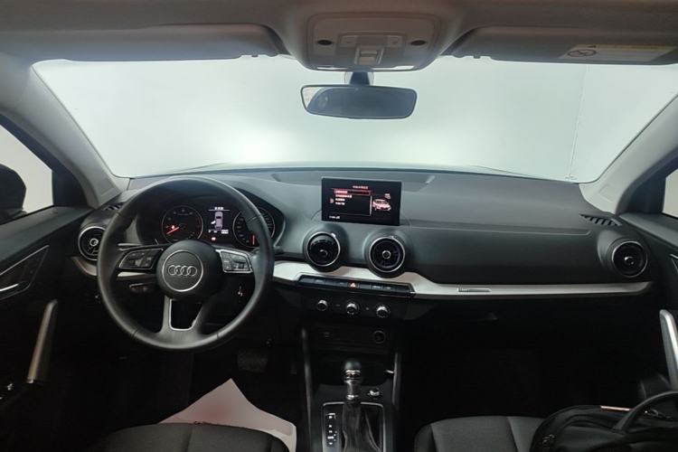 Used Audi Q2L 2020 35 TFSI Ambition Dynamic Edition Center Console