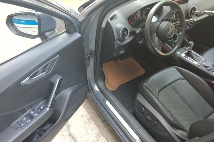 Used Audi Q2L 2020 35 TFSI Fashionable and Elegant Model Driver Seat