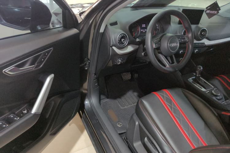 Used Audi Q2L 2020 35 TFSI Ambition Dynamic Edition Driver Seat