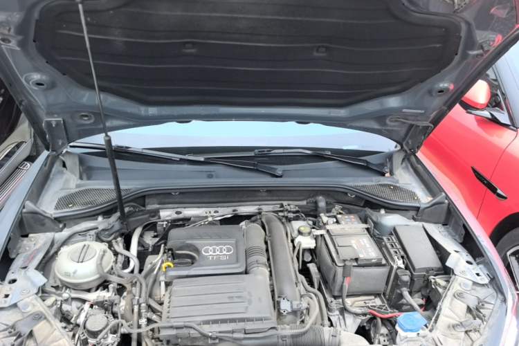 Used Audi Q2L 2020 35 TFSI Fashion Dynamic Model Engine Bay
