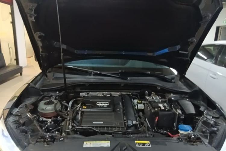Used Audi Q2L 2020 35 TFSI Fashionable and Elegant Model Engine Bay