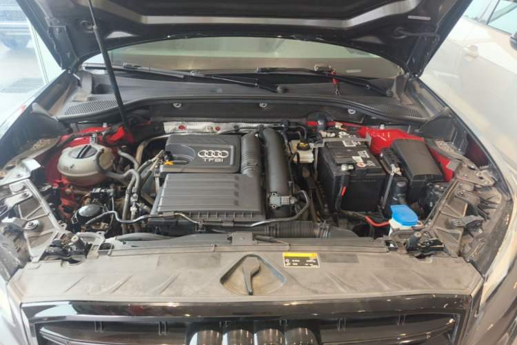Used Audi Q2L 2020 35 TFSI Fashionable and Elegant Model Engine Bay