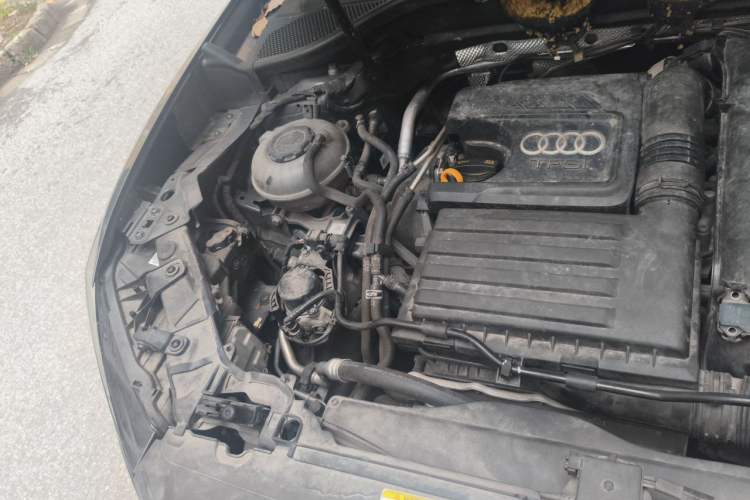 Used Audi Q2L 2020 35 TFSI Fashionable and Elegant Model Engine Bay Right
