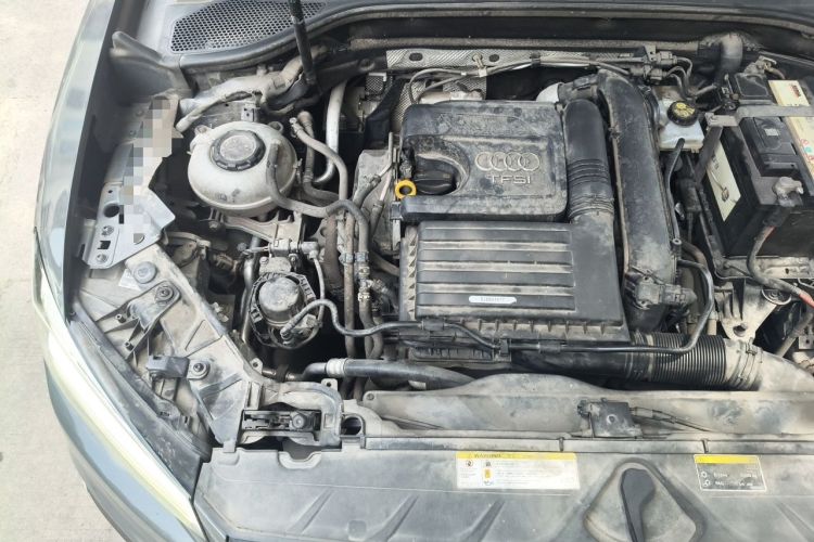 Used Audi Q2L 2020 35 TFSI Fashion Dynamic Model Engine Bay Right