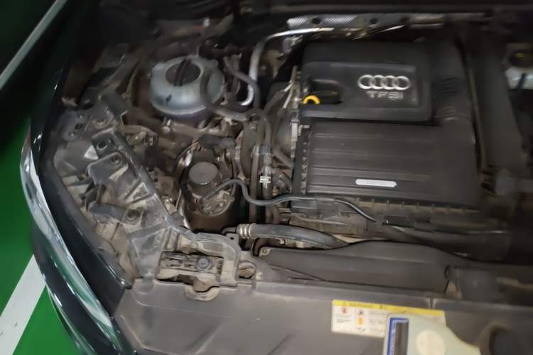 Used Audi Q2L 2020 35 TFSI Ambition Dynamic Edition Engine Bay Right