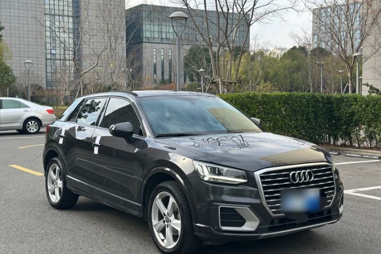 Used Audi Q2L 2020 35 TFSI Fashionable and Elegant Model Exterior 2